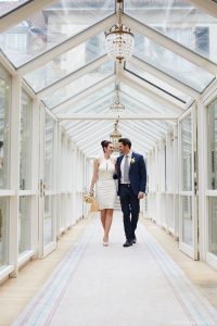 Hochzeitsfotos im Patrick Hellmann Schlosshotel Grunewald Berlin im Wintergarten