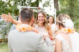 Fine Art Hochzeitsreportage: Gratulationen bei Hochzeit in Hamburg